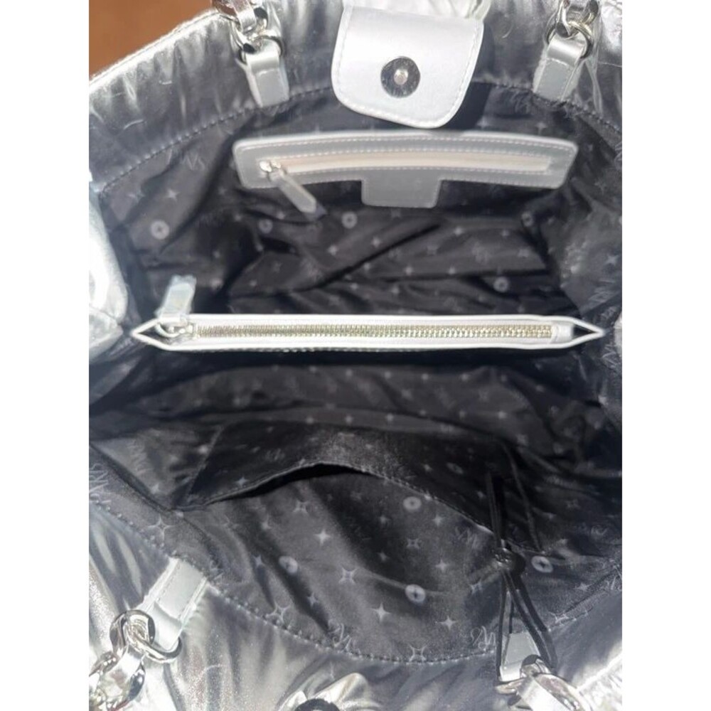 Paris Hilton Carson Quilted Puffer Tote Bag, new - Picture 6 of 8